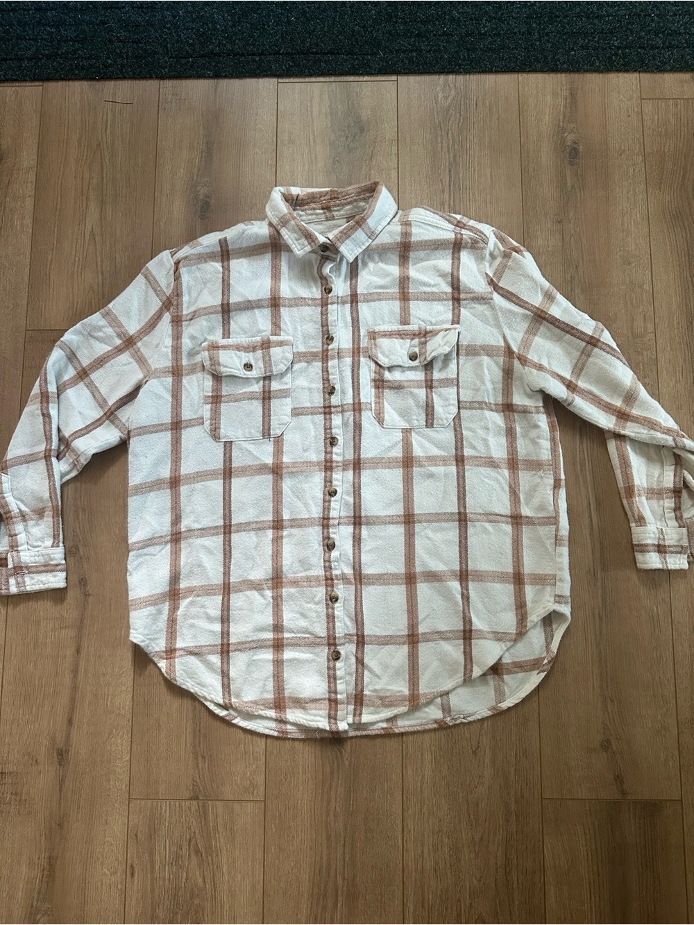 Billabong White and Brown Plaid Button-Down Shirt - Men's Large